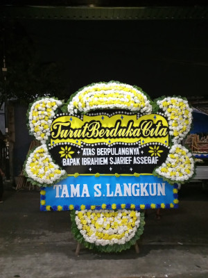 Papan Bunga Duka di Salang
